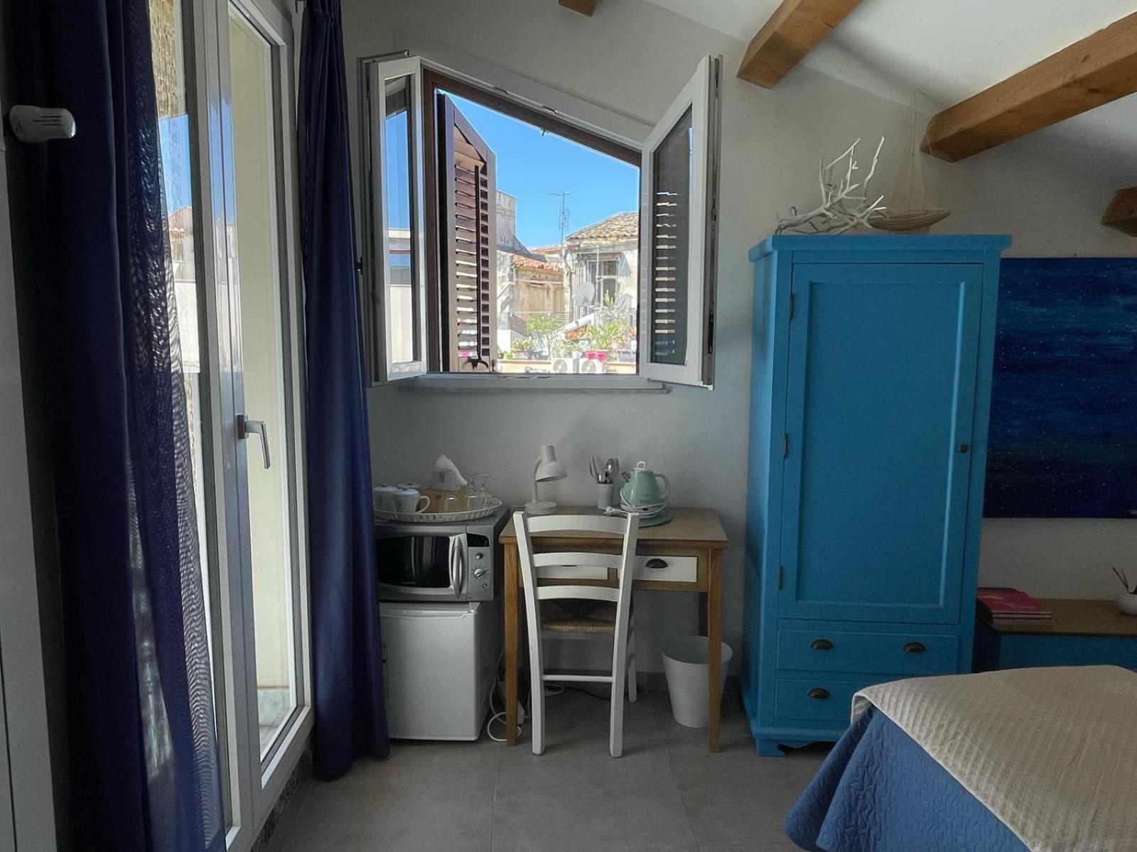 Terrazza Alla Cala パレルモ エクステリア 写真